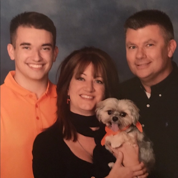 Meet your Posher, Teresa - Picture 1 of 1